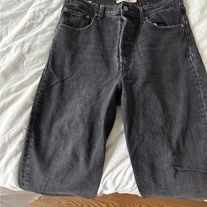 Levi’s Ribcage Black Denim Jeans